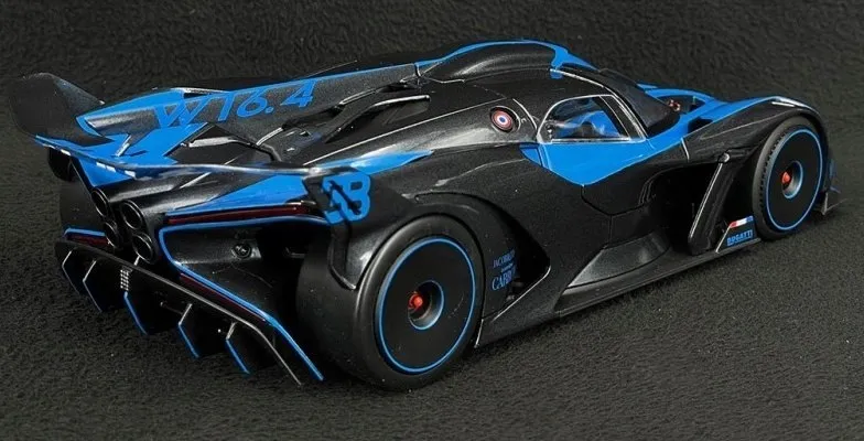 bugatti-bolide-1-18-supercar-model-bburago-11047