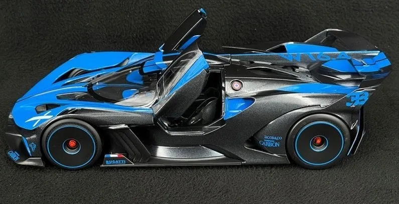 bugatti-bolide-1-18-supercar-model-bburago-11047