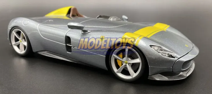 ferrari-monza-sp1-silver-model-bburago-26027-stan-nowy-skala-skale-1-19-do-1-25