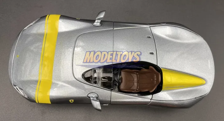 ferrari-monza-sp1-silver-model-bburago-26027-marka-bburago-stan-zlozenia-calosc-die-cast