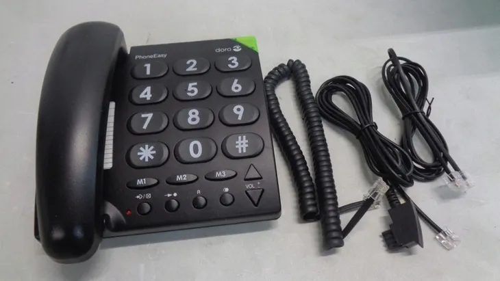 telefon-przewodowy-doro-311c-stan-nowy-cechy-dodatkowe-mozliwosc-montazu-na-scianie-tryb-glosnomowiacy