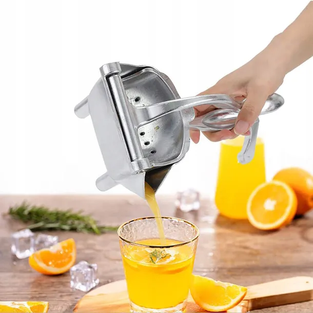 wyciskarka-do-cytrusow-gockowiak-marka-gockowiak-waga-z-opakowaniem-0-6-kg