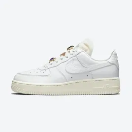 nike-air-force-1-low-wmns-premium-dn5463-100-40eu