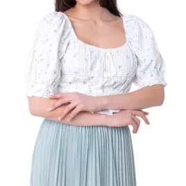 bluzka-damska-guess-lulu-top-krotka-crop-top-biala-haftowana