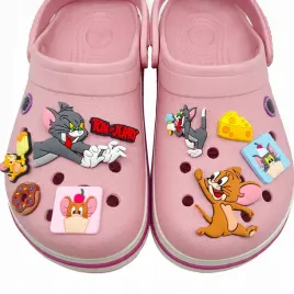 duze-xl-przypinki-tom-i-jerry-do-crocs-butow-klapkow-telefonu-torebek
