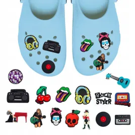 przypinki-do-crocs-muzyka-music-rock-do-butow-telefonu-torby-zestaw-15-szt