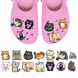 przypinki-do-crocs-koty-kotki-do-butow-telefonu-torby-zestaw-14-szt