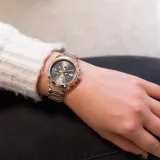 1782386-marka-tommy-hilfiger