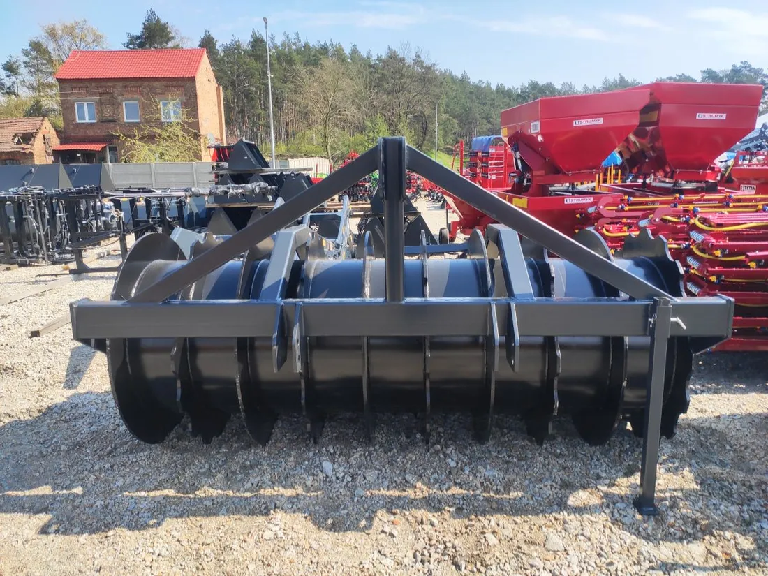 wal-pryzmowy-metal-technik-stan-nowy