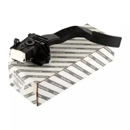 pedal-gazu-fiat-oe-1384162080
