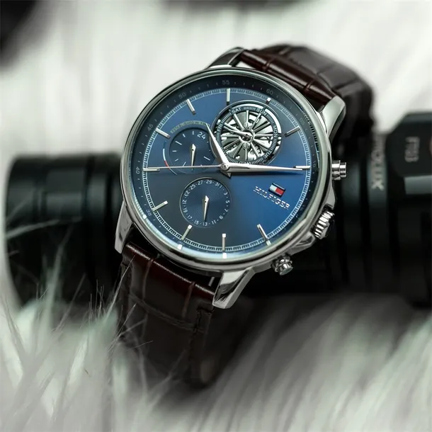 1710629-marka-tommy-hilfiger