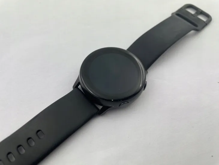smartwatch-samsung-galaxy-watch-active-r500-czarny-material-paska-tworzywo-sztuczne