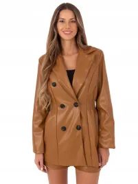 marynarka-damska-skorzana-casualowa-z-marszczeniem-w-talii