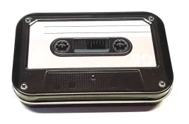 pudelko-metalowe-etui-na-kluczyki-kaseta-retro-biala-52406003491000000075