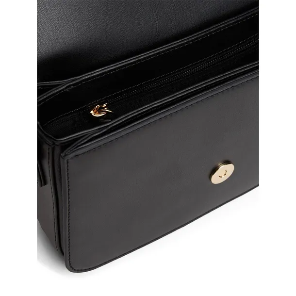 libre-marka-tommy-hilfiger