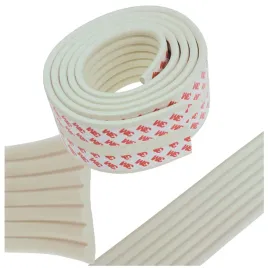 tasma-zabezpieczajaca-piankowa-do-mebli-pianka-ochronna-na-kanty-narozniki