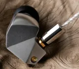 sluchawki-douszne-final-audio-b3-material-metal