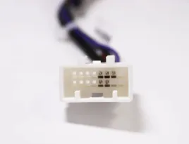 adapter-fabrycznej-kamery-cofania-hyundai-kia