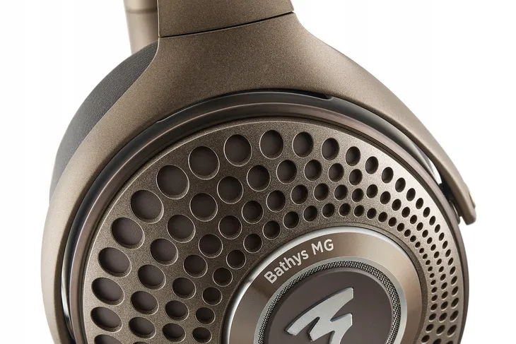 focal-bathys-mg-or-sluchawki-bluetooth-konstrukcja-zamknieta