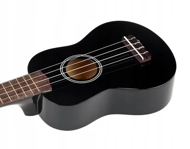 ukulele-sopranowe-harley-benton-akcesoria-w-zestawie-pokrowiec