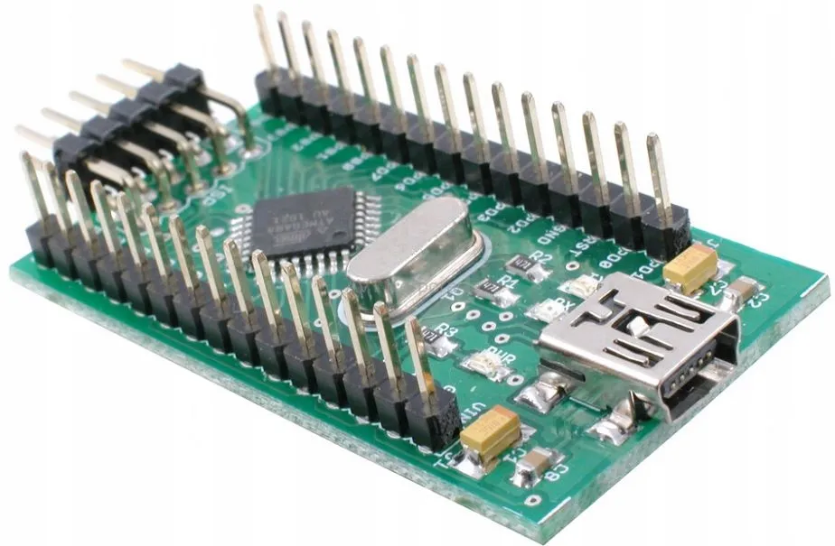 minimodul-z-atmega8-avt1622-c-kod-producenta-avt1622-c