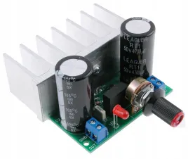 regulowany-zasilacz-uniwersal-1-5-32v-3a-avt1731-b