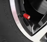 czerwone-tuningowe-nakretki-na-wentyle-toyota-sportowe-trwale-z-logo-toyota-stan-nowy