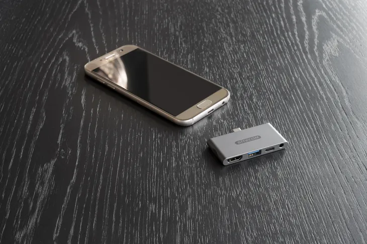 hub-usb-sitecom-cn-392-4-portow-kod-producenta-cn-392-liczba-portow-4-producent-sitecom