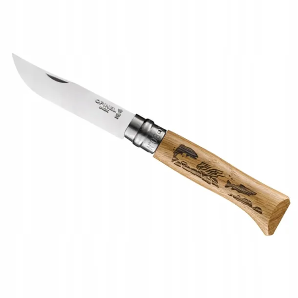 noz-turystyczny-opinel-material-rekojesci-drewno