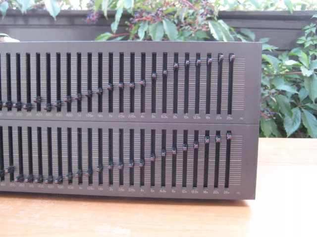 korektor-graficzny-technics-sh-8065-czarny-model-sh-8065-szerokosc-produktu-43-cm