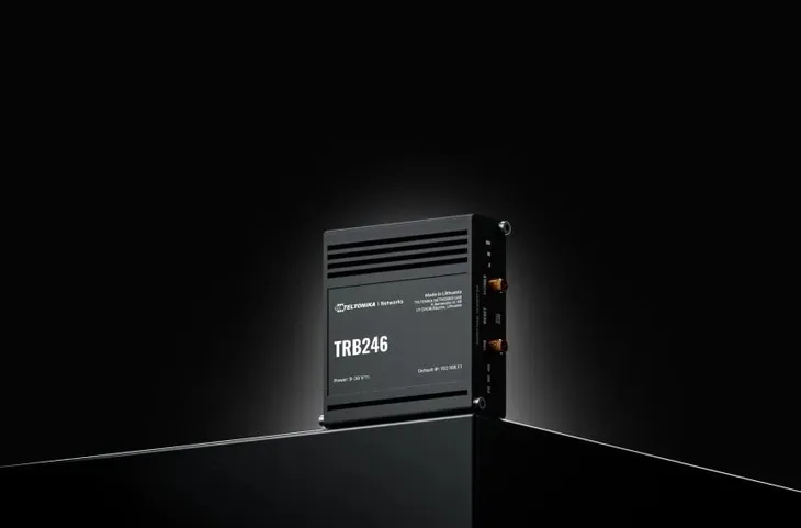 modem-usb-4g-lte-teltonika-trb246-waga-z-opakowaniem-0-2-kg-model-trb246