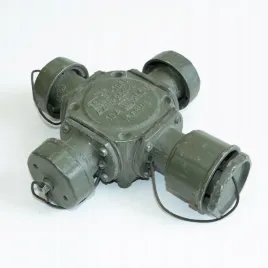 rozgaleznik-hermetyczny-gumowany-trojnik-16a-ip44-or-ted-or-3101-316-0300