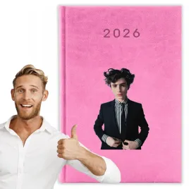 kalendarz-2026-a5-rozowy-planer-niedziele-swieta-imp-timothee-chalamet-04
