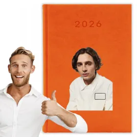 kalendarz-2026-a5-pomaranczowy-planer-niedziele-imp-timothee-chalamet-09