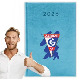 kalendarz-2026-a5-niebieski-planer-niedziele-swieta-kluby-pilkarskie-01