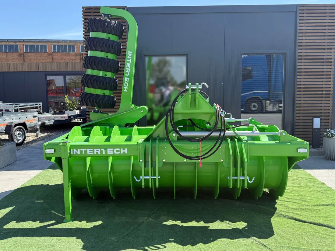 wal-pryzmowy-inter-tech-30m-stan-nowy