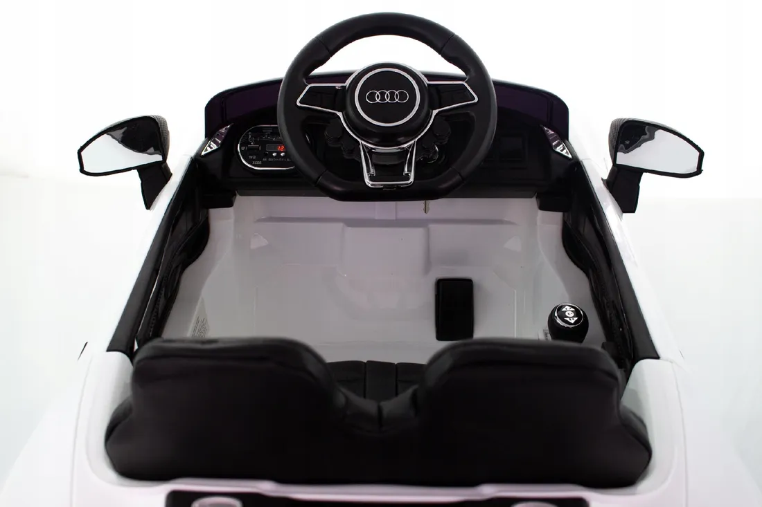 auto-na-akumulator-samochod-dla-dzieci-audi-r8-stan-nowy