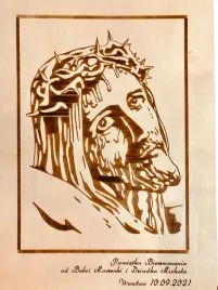 grawerowany-w-drewnie-obraz-jezusa