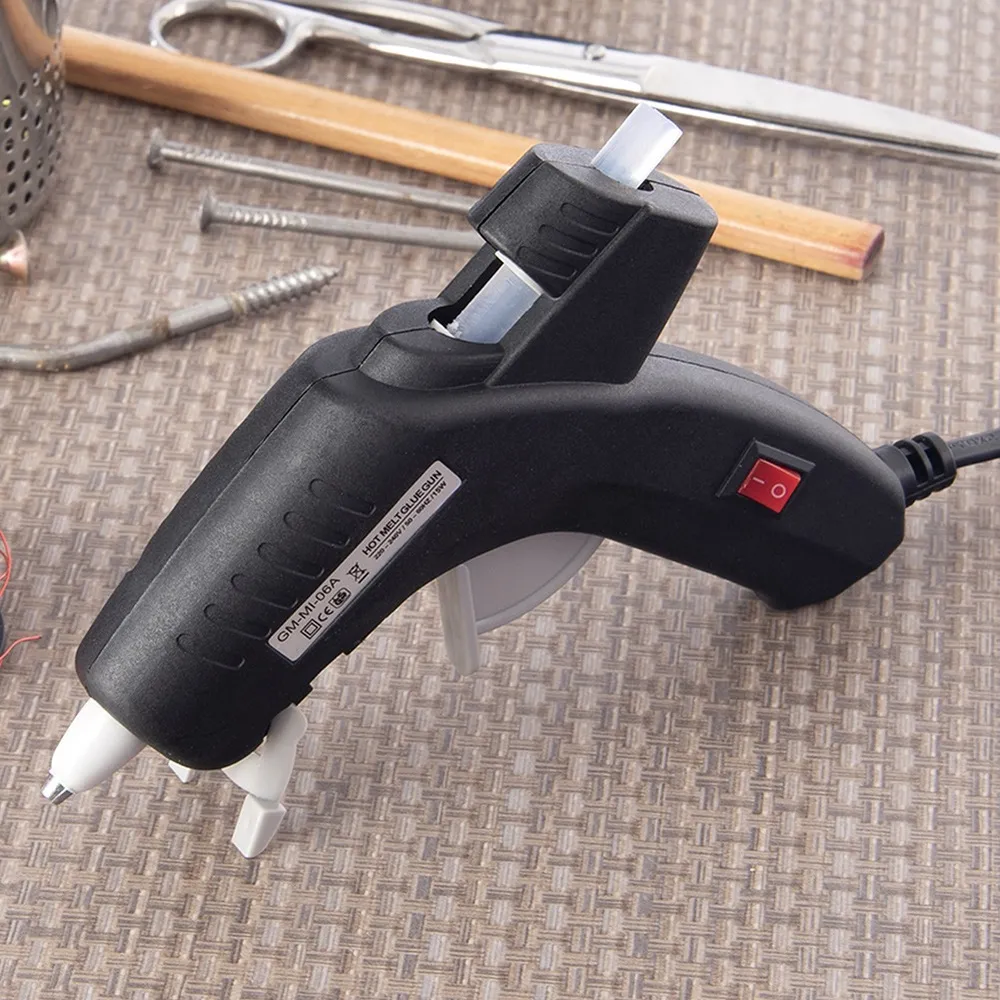 pistolet-do-kleju-na-goraco