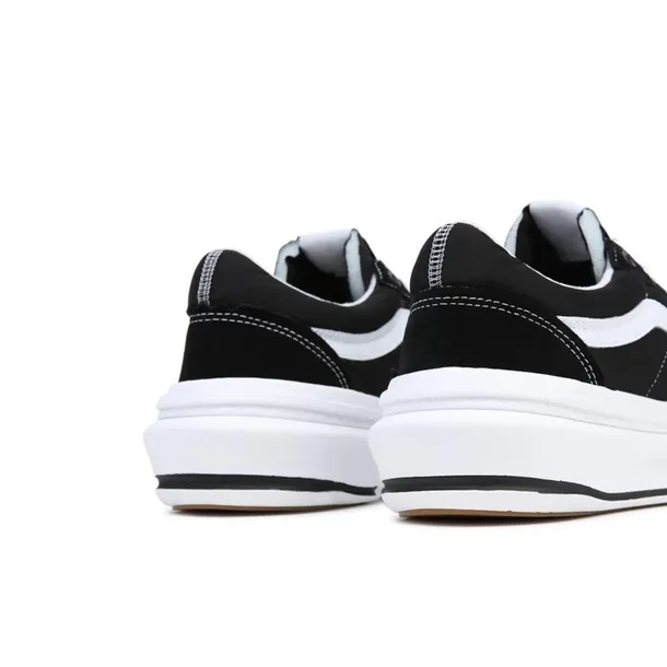 old-skool-overt-comfycush-kod-producenta-vn0a7q5eba2-marka-vans