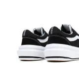 old-skool-overt-comfycush-kod-producenta-vn0a7q5eba2-marka-vans
