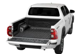 wykladzina-paki-wanna-kuweta-maxliner-kd-toyota-hilux-2015-