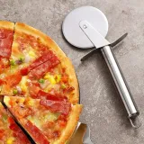 noz-do-pizzy-radelko-okragly-65-cm-liczba-sztuk-1-szt-stan-nowy