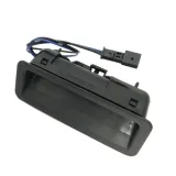 przycisk-klapy-bagaznika-bmw-3-e90-e91-5-e60-e61