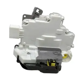 zamek-drzwi-przod-lewy-audi-a3-a4-b7-4f1837015e