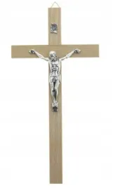 krzyz-drewniany-wiszacy-na-sciane-tradycyjny-jasny-braz-wys-20cm