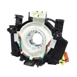 tasma-zwijak-airbag-nissan-versa-2007