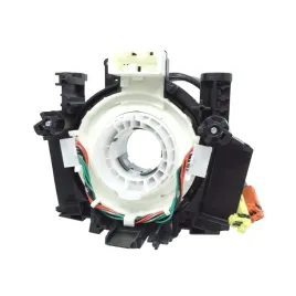 tasma-zwijak-airbag-nissan-qashqai-2-0-4wd-2008