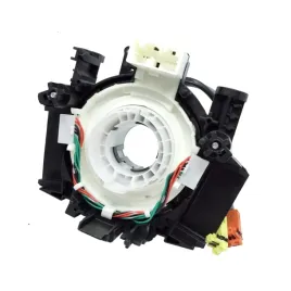 tasma-zwijak-airbag-nissan-qashqai-1-6-cvt-2007