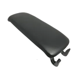 czarna-klapka-dekiel-podlokietnik-audi-a6-c5